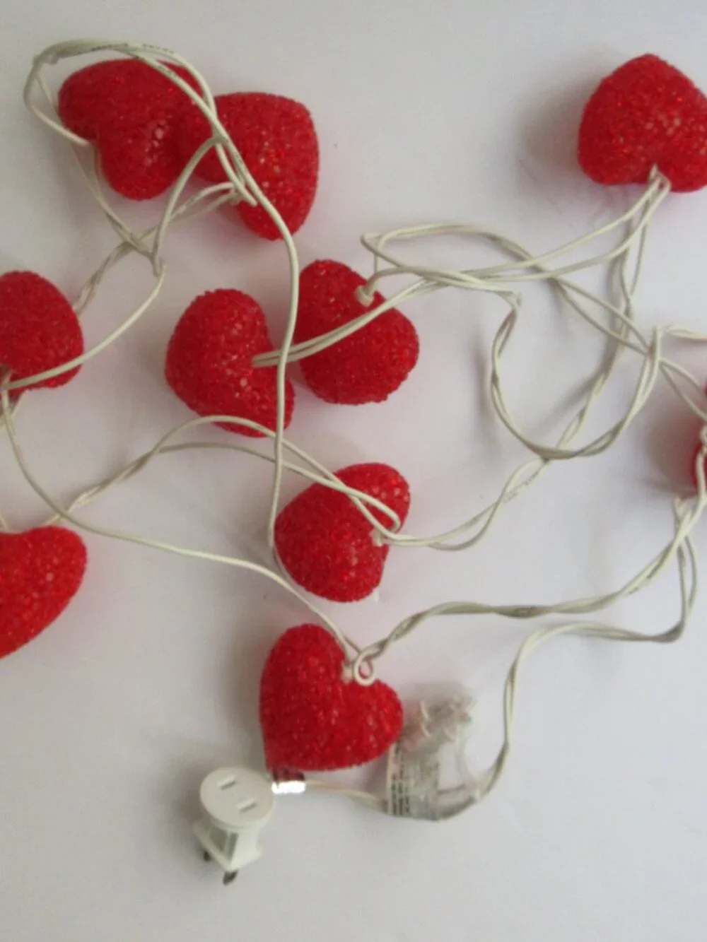 Heart String Light Red Melted Popcorn Plastic Blow Molded 10 Lights 9' Long
